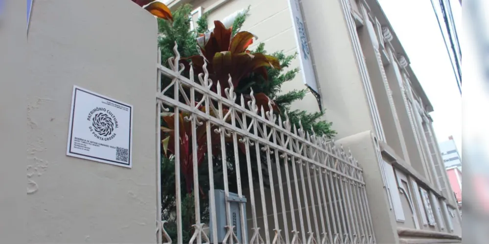Cerca de 150 novas placas serão colocadas em diferentes pontos da cidade