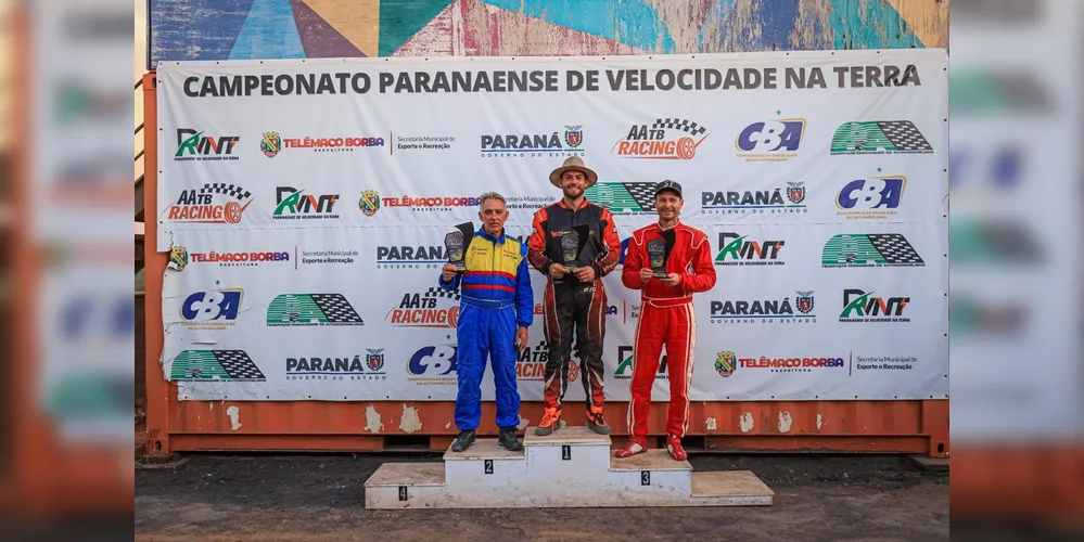 Wilson Kavilnuka (2º), Matheus Machado (vencedor) e Jean Gans (3º), formaram o pódio da categoria Marcas