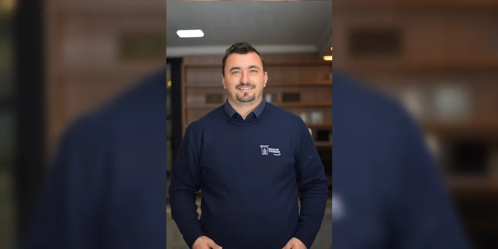Odair Mazur, proprietário da Mazur Vidros