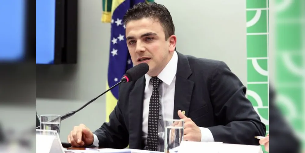 Aliel criticou a possibilidade de Cunha assumir a presidência