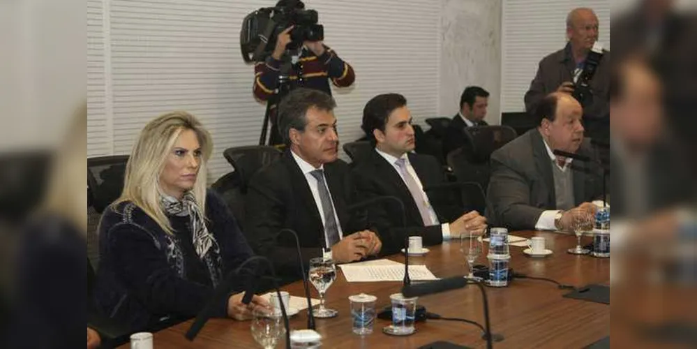 Governador Beto Richa participou de reunião com a Rumo ALL e representantes do G7