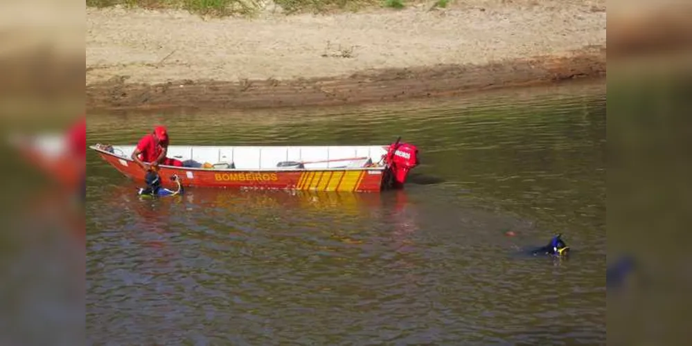 Imagem ilustrativa da imagem Homem é decapitado em acidente de barco no Rio Paraná