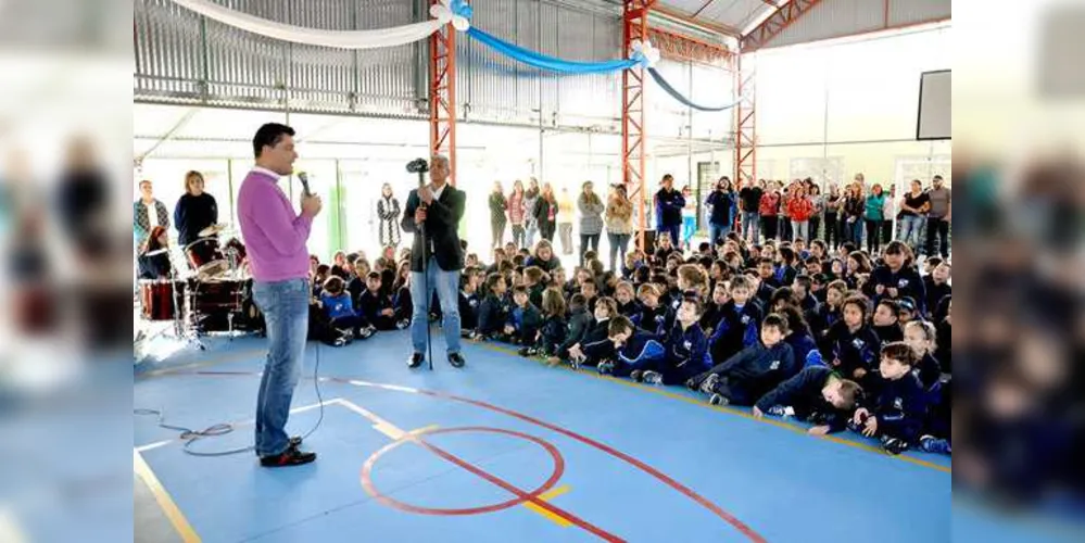 Imagem ilustrativa da imagem PG reinaugura escola na Vila Bom Jesus