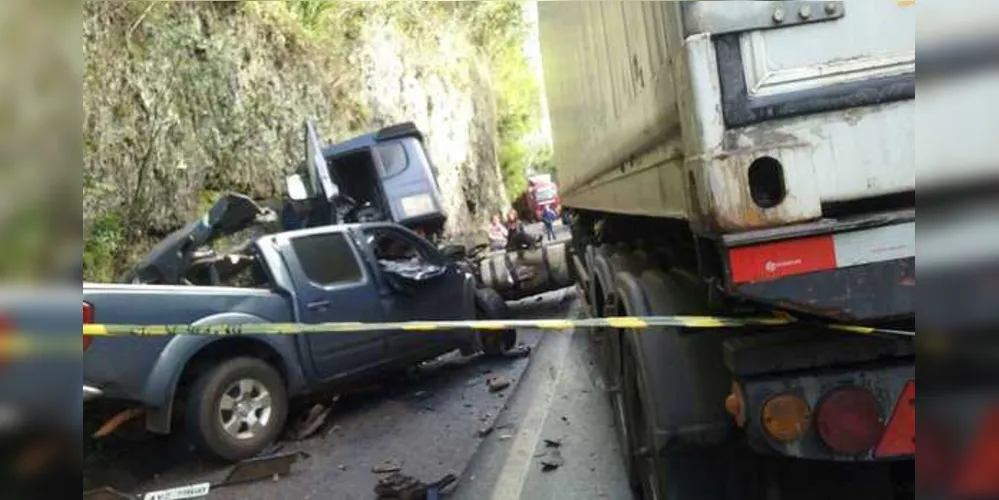 Caminhonete com placas de Ponta Grossa se envolveu em acidente fatal