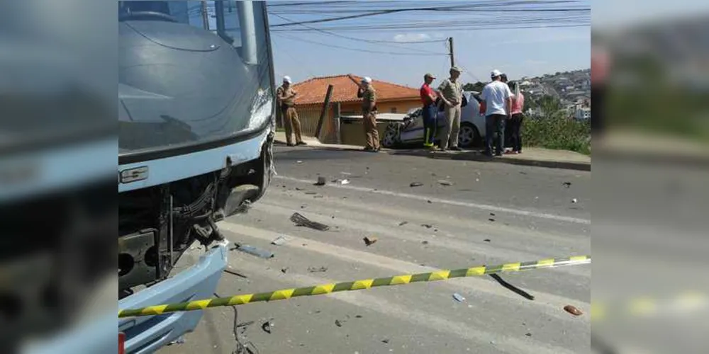 Imagem ilustrativa da imagem Populares identificam jovem morto em acidente com ônibus em PG