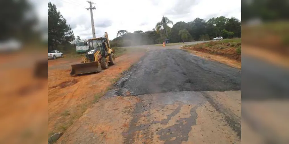 Imagem ilustrativa da imagem Palmeira revitaliza estrada municipal de Vieiras