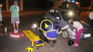 Imagem ilustrativa da imagem Motociclista fica ferida em colisão em bairro de PG