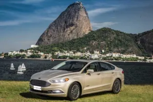 Imagem ilustrativa da imagem Ford inicia as vendas versão 2017 do Fusion Hybrid
