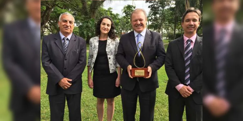 A Copel recebeu na noite desta quinta, 3, em Santa Cruz de la Sierra, na Bolívia, o prêmio de melhor distribuidora da América Latina de 2016