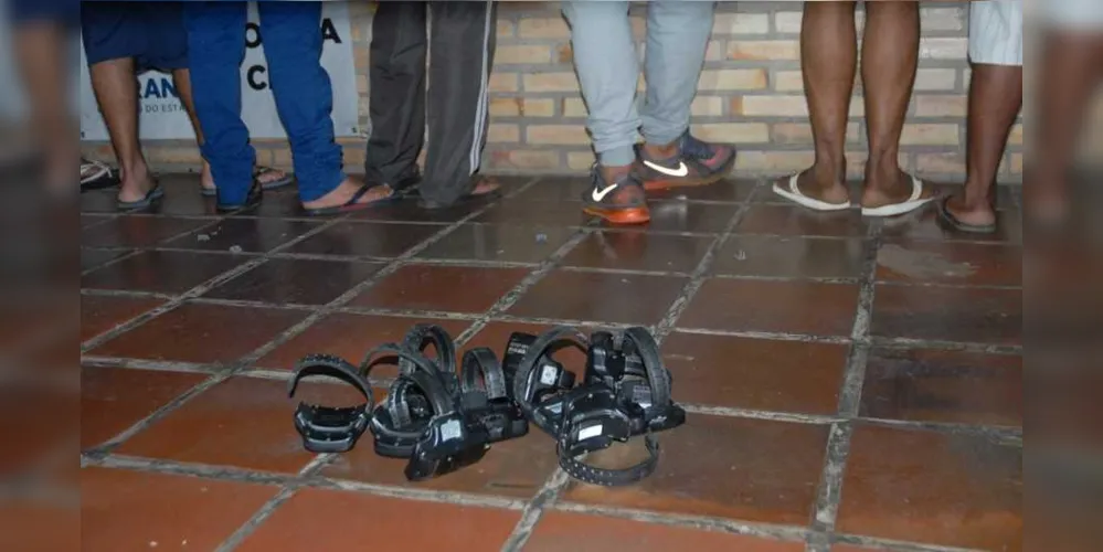 Imagem ilustrativa da imagem Polícia prende 24 pessoas por uso inadequado de tornozeleira eletrônica