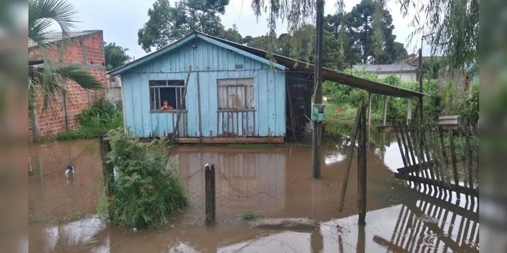 Jardim Ponta-grossense foi a região mais prejudicada pelas chuvas