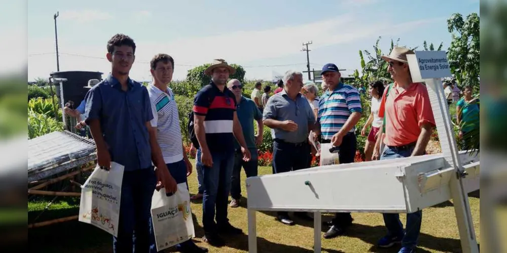 Imagem ilustrativa da imagem Agricultores de Irati participam de Show Rural em Cascavel