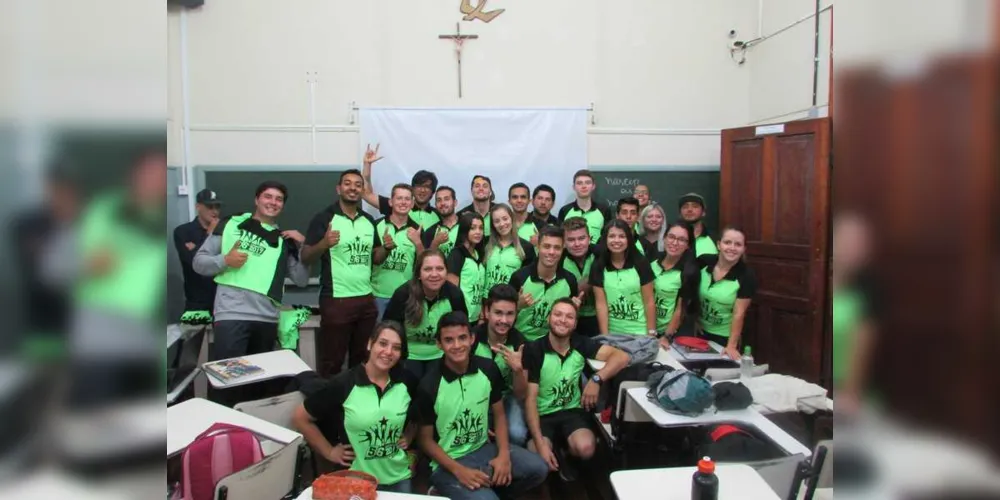 Acadêmicos realizam o 1º Gincalouros / Foto: Facebook- IESSA