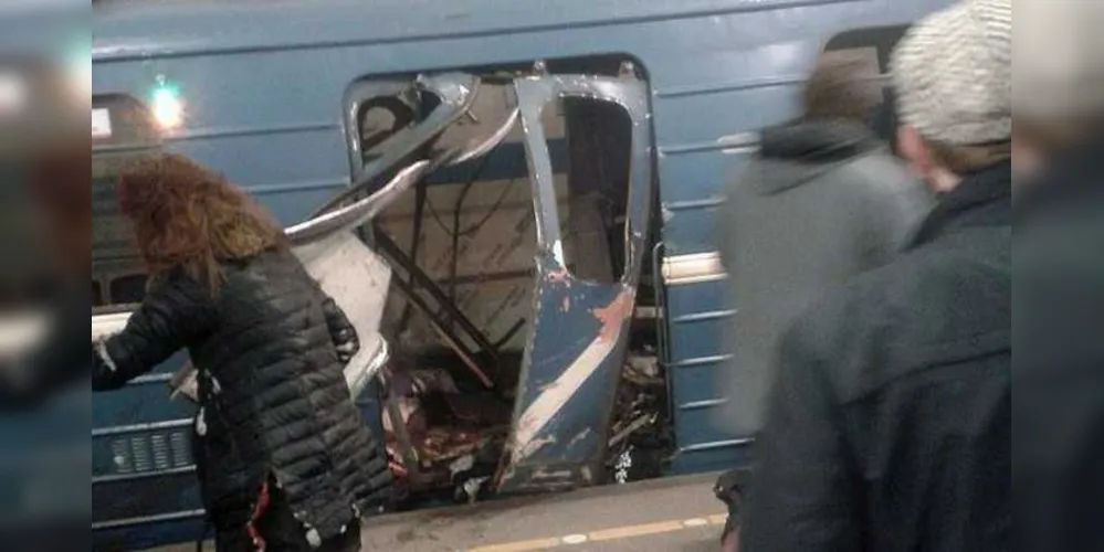 Imagem ilustrativa da imagem Explosão deixa mortos em estação de metrô na Rússia