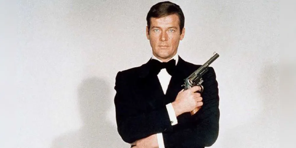 Moore interpretou o espião mais famoso do mundo em sete filmes entre 1973 e 1985 | Divulgação