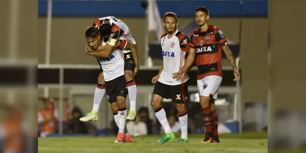 Guerrero abre placar, Atlético-GO empata, mas Matheus Savio sai do banco para marcar o gol da classificação | Staff Images/Flamengo