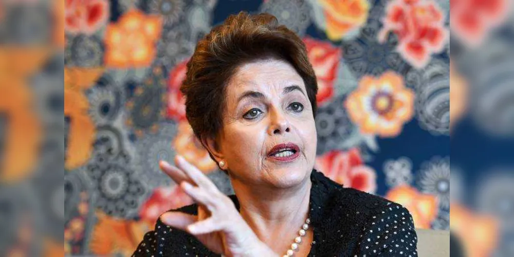 Dilma pede liminar ao STF para voltar à presidência/ Foto: Veja/Evaristo Sá/AFP