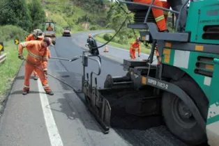 Imagem ilustrativa da imagem TCE suspende licitações de obras em rodovias dos Campos Gerais