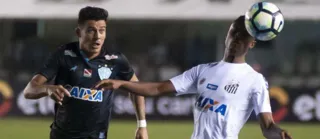 Imagem ilustrativa da imagem Cruzeiro acaba com sequência do Santos e vence na Vila