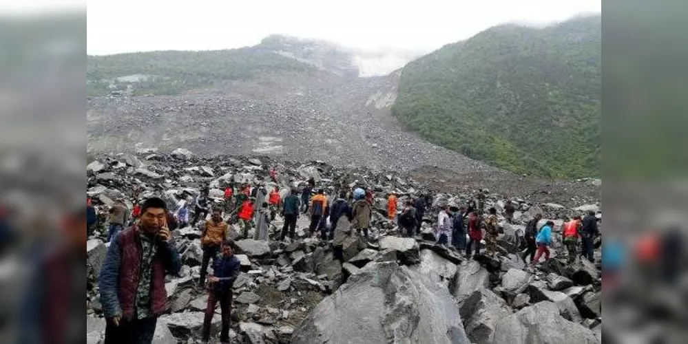 Imagem ilustrativa da imagem Deslizamento de terra deixa desaparecidos na China