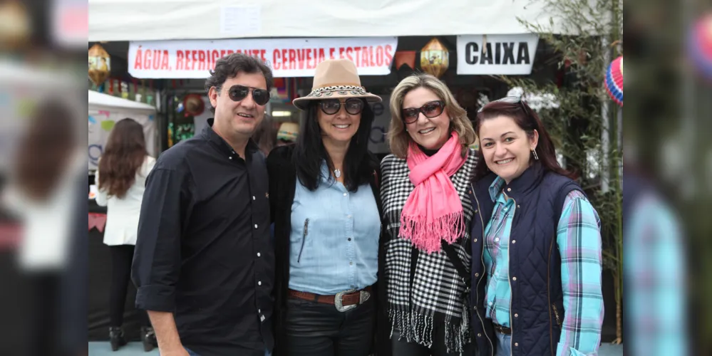 Camilo Rodrigues Cavatorta, Leontina Stadler, Indianara Milléo e Lorena Moreira
