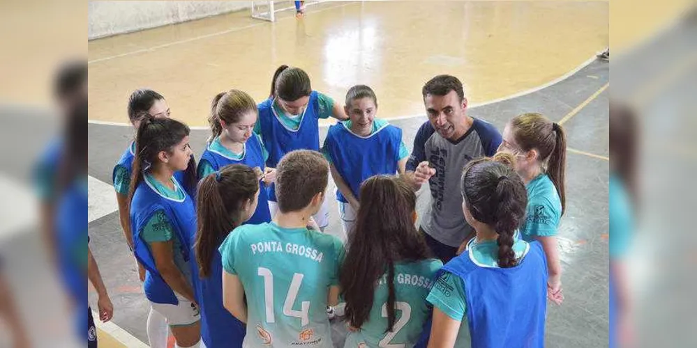 Ponta Grossa busca a reabilitação no futsal feminino nos JOJUPs/ Foto: Prefeitura de PG