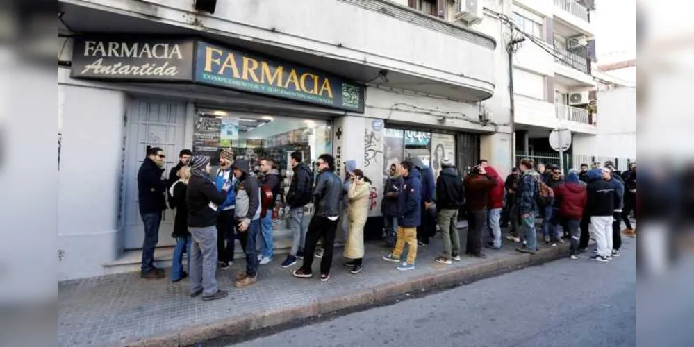  Após alta procura, os estoques de maconha nas farmácias de Montevidéu se esgotaram/Foto: Divulgação Reuters
