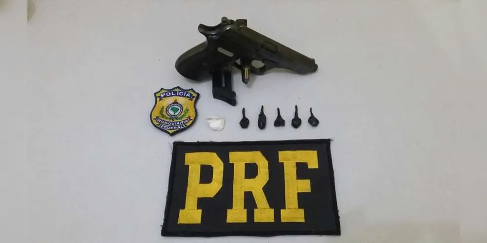 Imagem ilustrativa da imagem PRF apreende droga e arma na ‘Festa do Feijão’