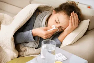 Quem nunca recorreu às receitas caseiras na hora de tratar a gripe ou resfriado