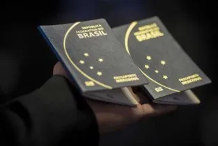 Projeto que libera verba para a confecção de passaportes foi sancionado pelo presidente Temer/Foto: Marcelo Camargo/Agência Brasil