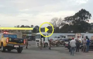 Imagem ilustrativa da imagem Vídeo mostra troca de tiros em pátio de posto de gasolina