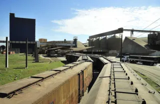 Imagem ilustrativa da imagem Governo traça plano para eliminar gargalo ferroviário em PG