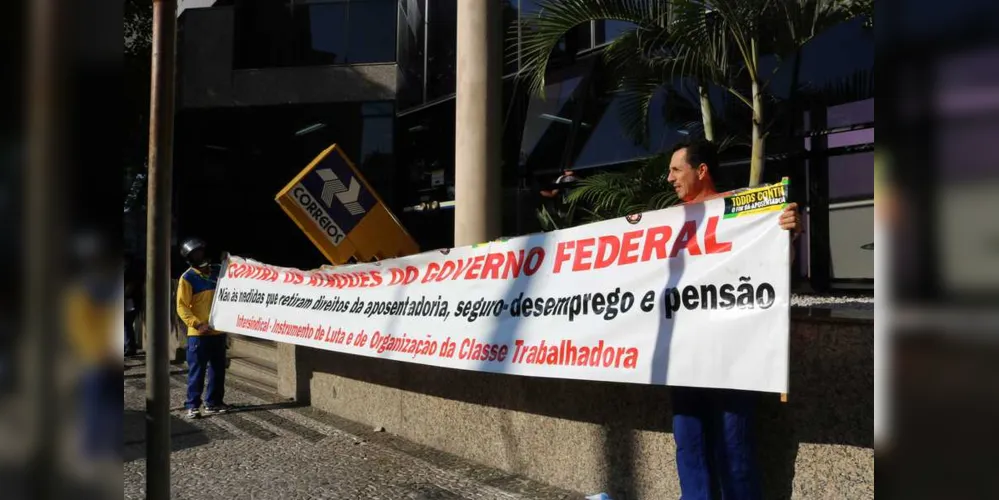 Imagem ilustrativa da imagem PG tem 30% dos funcionários dos Correios em greve