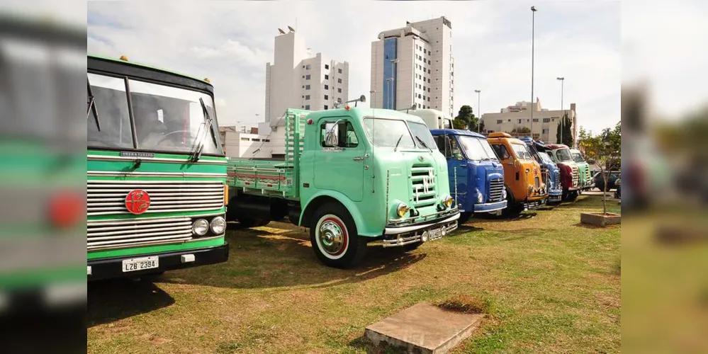 Imagem ilustrativa da imagem Encontro de caminhões e carros antigos em PG termina neste domingo
