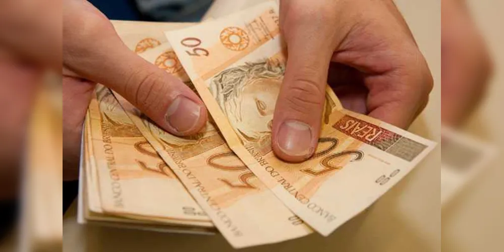 Em relação aos saques do Pasep, os cotistas com saldo de até R$ 2,5 mil sem conta no Banco do Brasil poderão pedir transferência para qualquer conta em seu nome em outra instituição financeira/Foto: Divulgação 