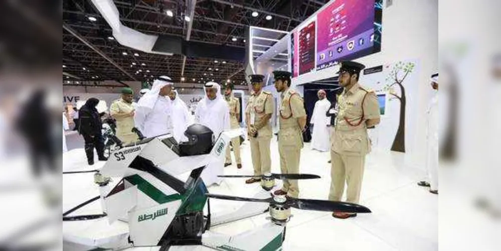 Equipamento foi apresentado em feira de tecnologia e deverá ser produzido em larga escala/Foto: Reprodução Dubai Police