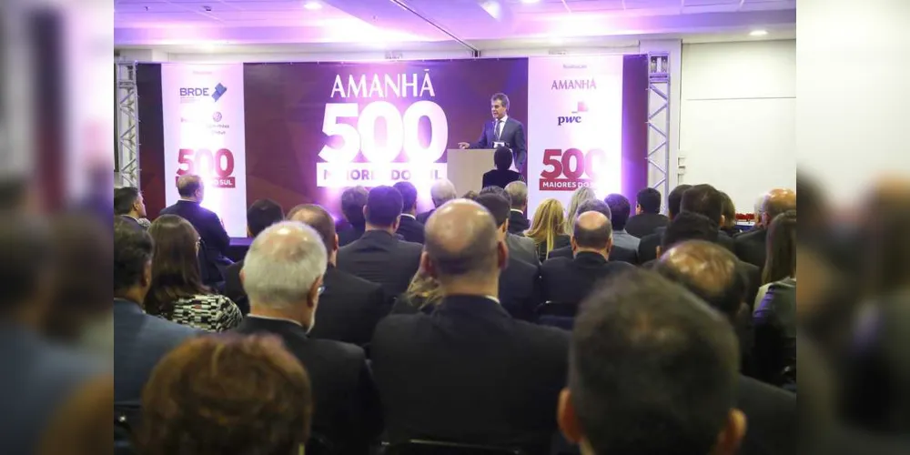 Governador Beto Richa participa da premiação das 500 Maiores Empresas do Sul, pelo Grupo Amanhã, em Curitiba./ Foto: Divulgação ANPr