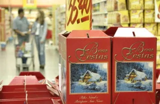 Imagem ilustrativa da imagem Preços de produtos de Natal têm diferença de até 133%