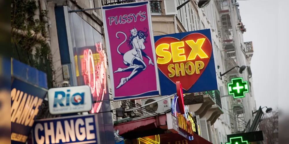 Em 2016, a França adotou uma lei que proíbe pagamento por serviços sexuais/Foto: Reprodução AFP