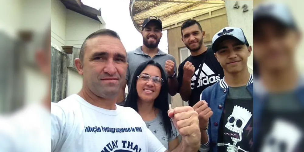 Eles são representantes da nova geração do MMA ponta-grossense e integram a equipe Família Zinedim