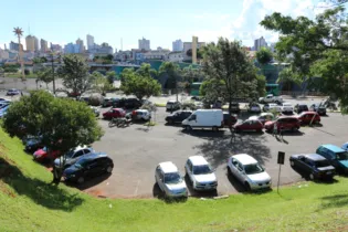 Imagem ilustrativa da imagem Legislativo adia debate sobre concessão de estacionamentos