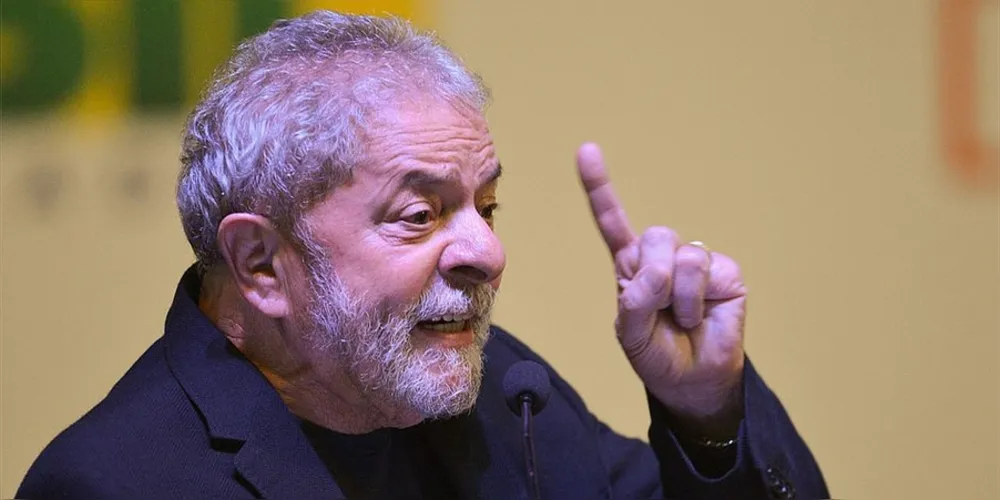 Com sanção de Rangel, Lula deixa de ser Cidadão Honorário de Ponta Grossa