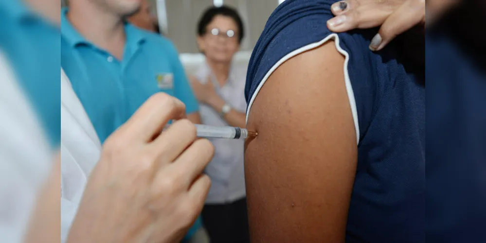 No Paraná, 1,9 milhão de pessoas foram vacinadas desde o início da campanha, em 23 de abril/Foto: Reprodução SESA