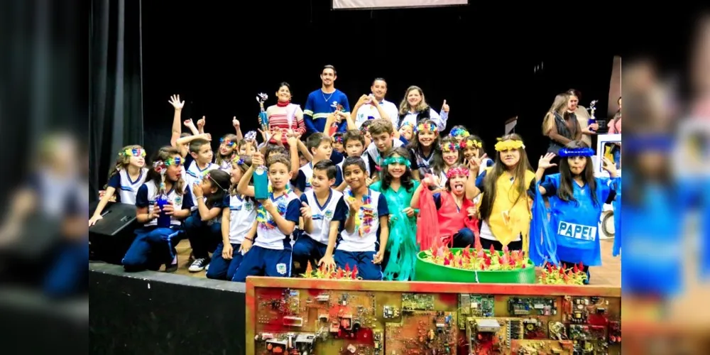 Imagem ilustrativa da imagem Escola São Bento leva prêmios de jingle e mascote da coleta seletiva