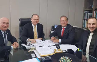 Prefeito de Castro esteve em Brasília em março com o deputado Osmar Serraglio e com o então ministro da Saúde, Ricardo Barros
