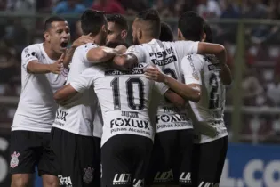Imagem ilustrativa da imagem Corinthians atropela Deportivo Lara na Libertadores