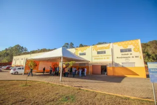 Imagem ilustrativa da imagem Apicultores de Ortigueira inauguram Unidade de Beneficiamento