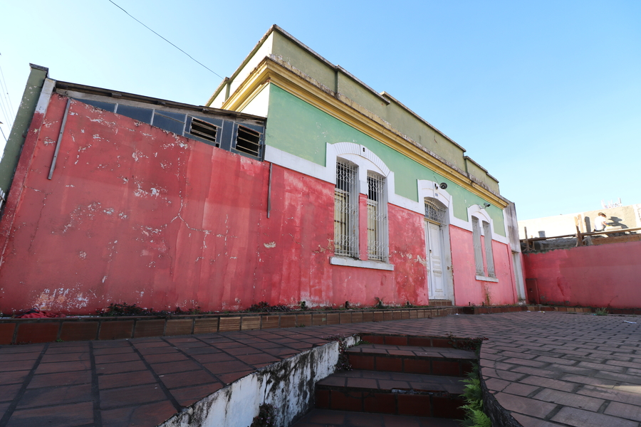 Pr dio do Dante Alighieri concedido para Igreja do Ros rio aRede