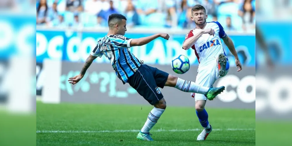 Imagem ilustrativa da imagem Paraná perde para o Grêmio e segue sem vencer no Brasileirão