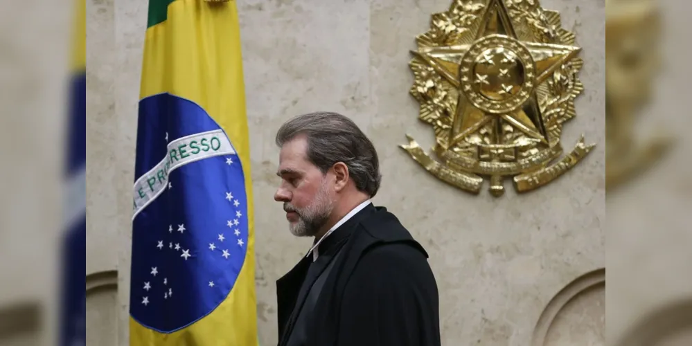 Imagem ilustrativa da imagem Toffoli assume presidência do Brasil pela primeira vez